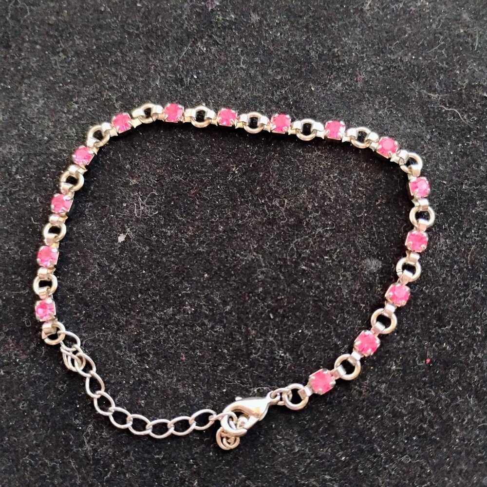 10 inch Pink stoned bracelet